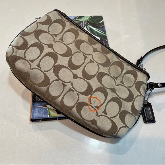 Coach Wristlet - Picture 3 of 6